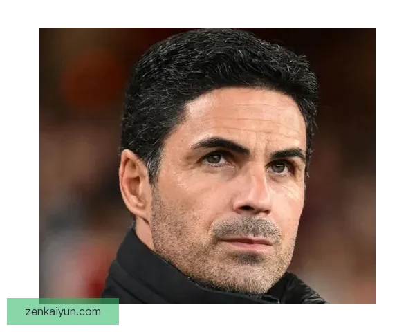 阿尔特塔边后卫角色分析，表现稳健成为球队防线关键因素